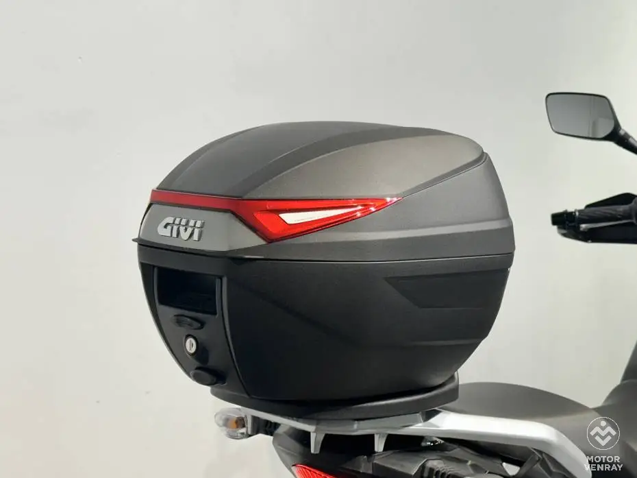 Suzuki DL250A 2021