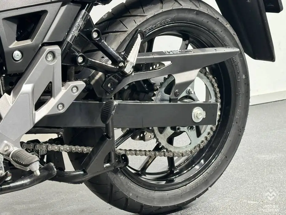 Suzuki DL250A 2021