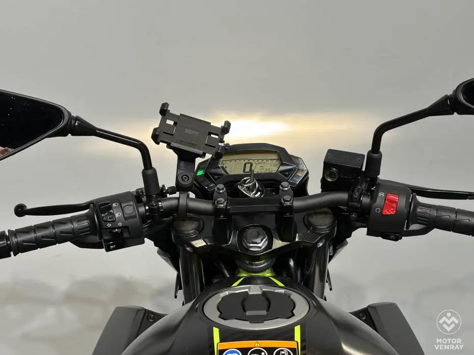 Kawasaki Z125 2025