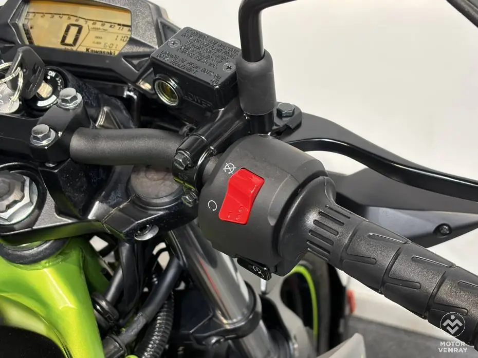 Kawasaki Z125 2025
