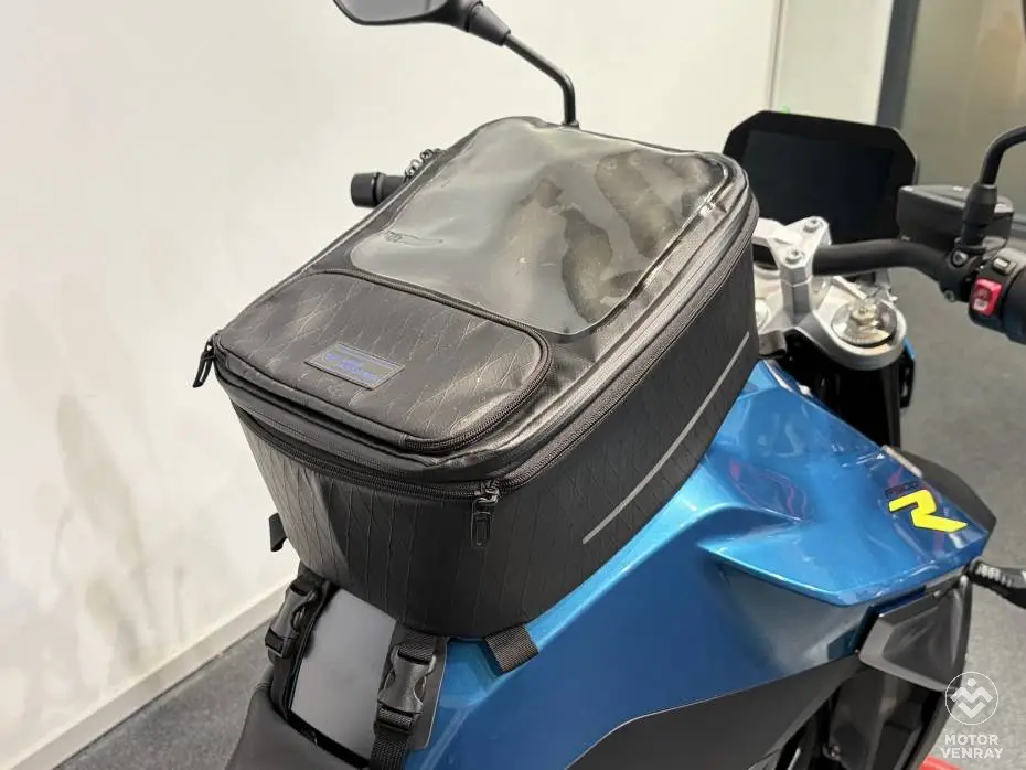 BMW F 900 R 2025