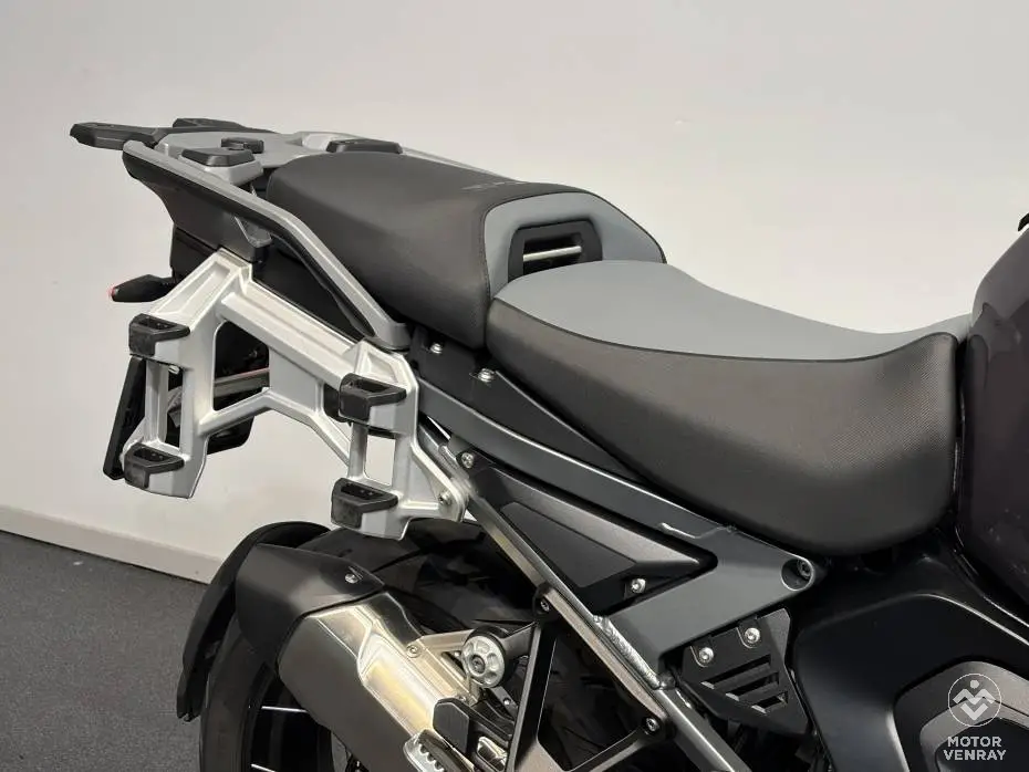 BMW R 1300 GSA 2025