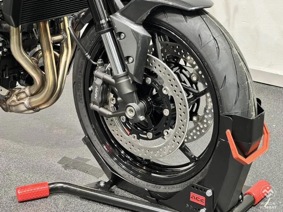 Kawasaki Z900 2026