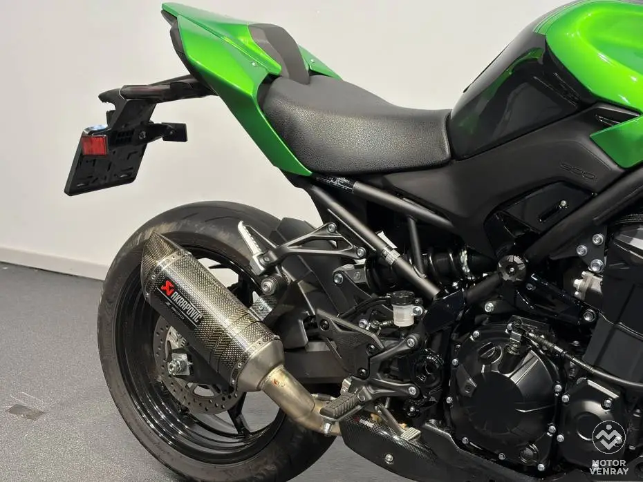 Kawasaki Z900 Performance 2026