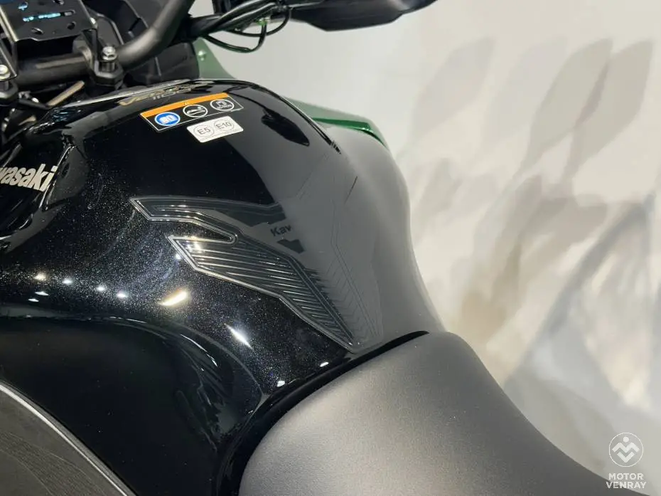 Kawasaki Versys 1100 SE 2026