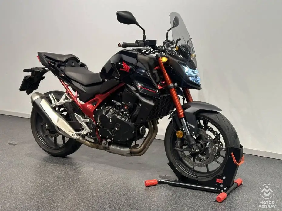 Honda CB750 Hornet 2023