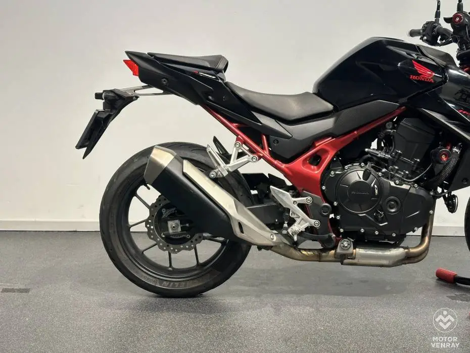 Honda CB750 Hornet 2023