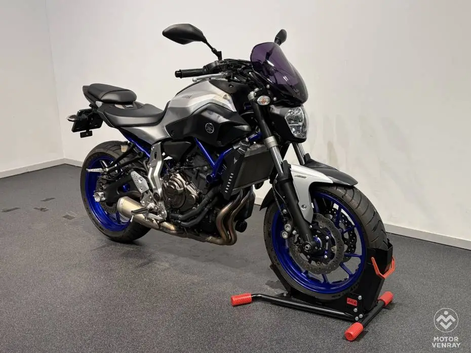 Yamaha MT-07 2015