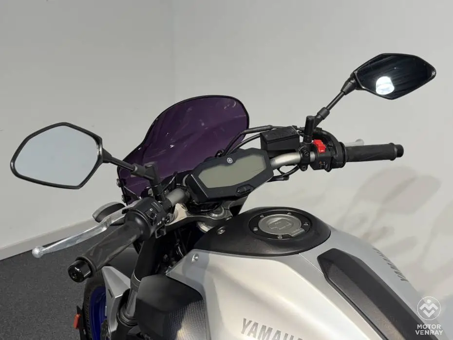 Yamaha MT-07 2015