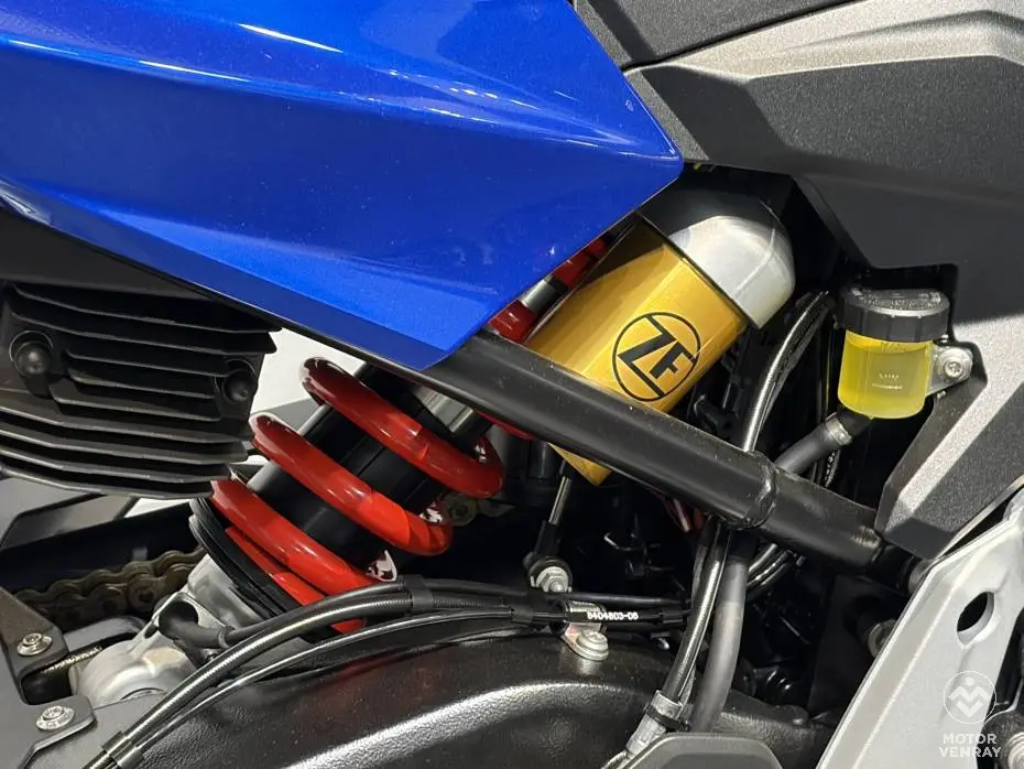 BMW F 900 XR 2026