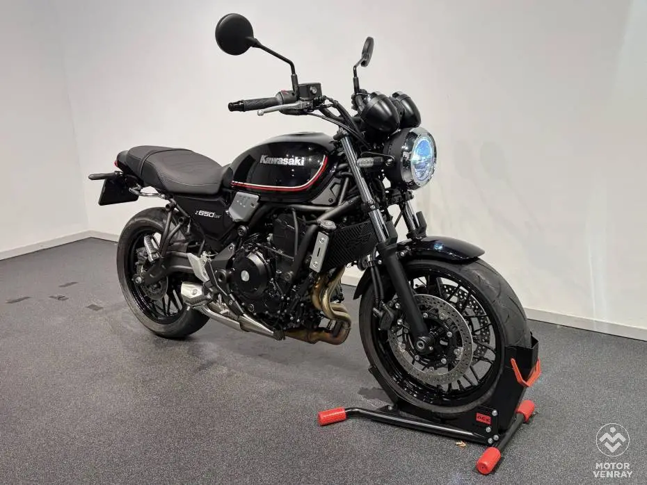 Kawasaki Z650 RS 2023