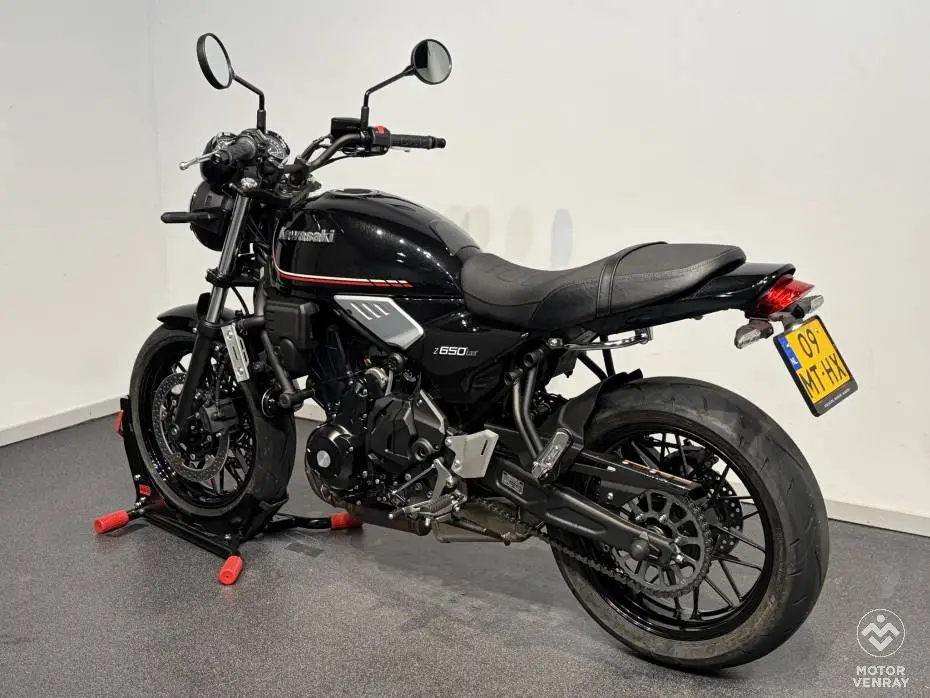 Kawasaki Z650 RS 2023