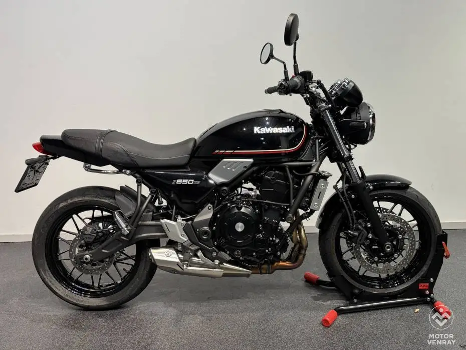 Kawasaki Z650 RS 2023