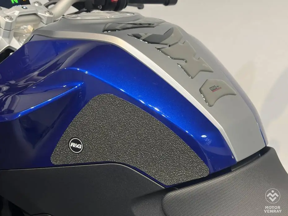 BMW F 900 R 2021