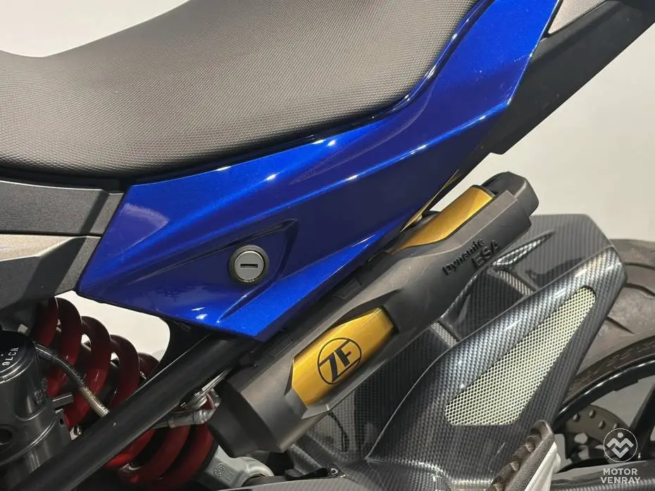 BMW F 900 R 2021