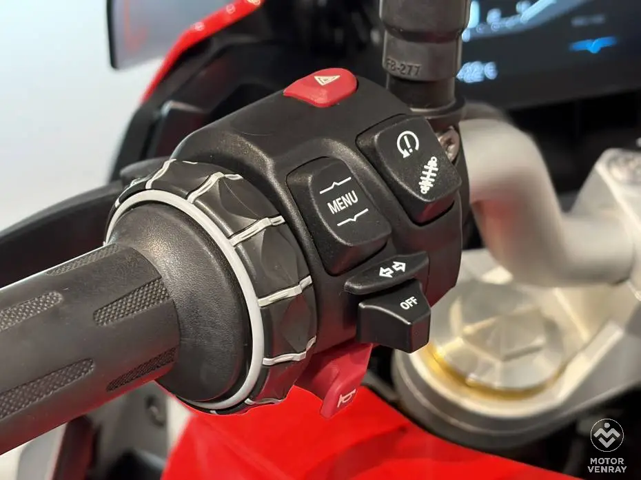 BMW F 900 XR 2021