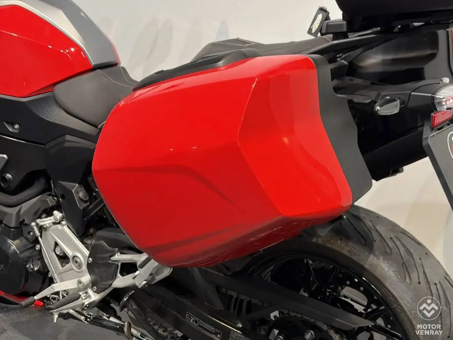 BMW F 900 XR 2021