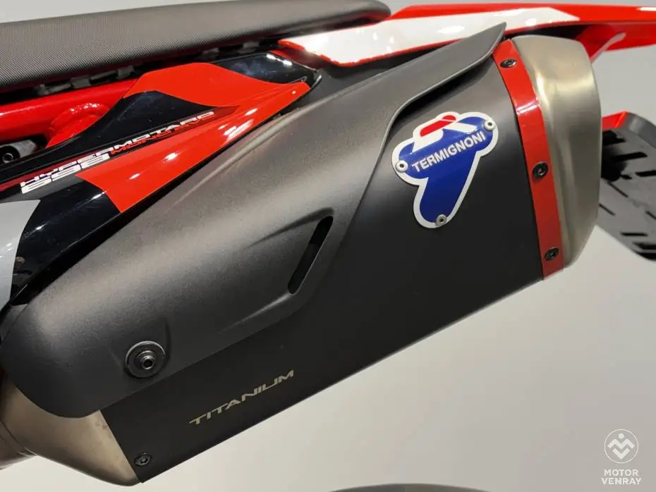 Ducati HYPERMOTARD 698 MONO 2025